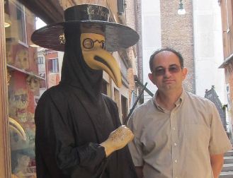 Venetian in bird costume with Igor Linkov